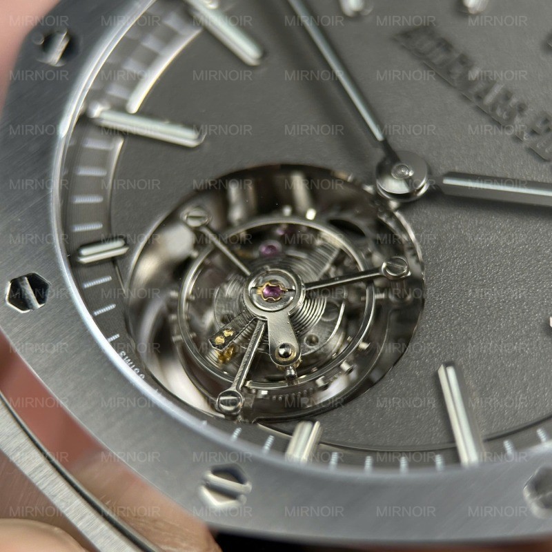Dong-Ho-Audemars-Piguet-Replica-11-Royal-Oak-Flying-Tourbillon-26530-Mat-Xam-Nha-May-BBS-41mm-6.jpg