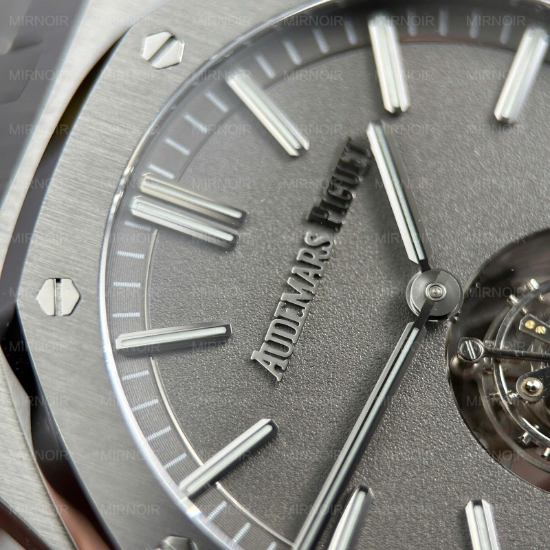Dong-Ho-Audemars-Piguet-Replica-11-Royal-Oak-Flying-Tourbillon-26530-Mat-Xam-Nha-May-BBS-41mm-7.jpg