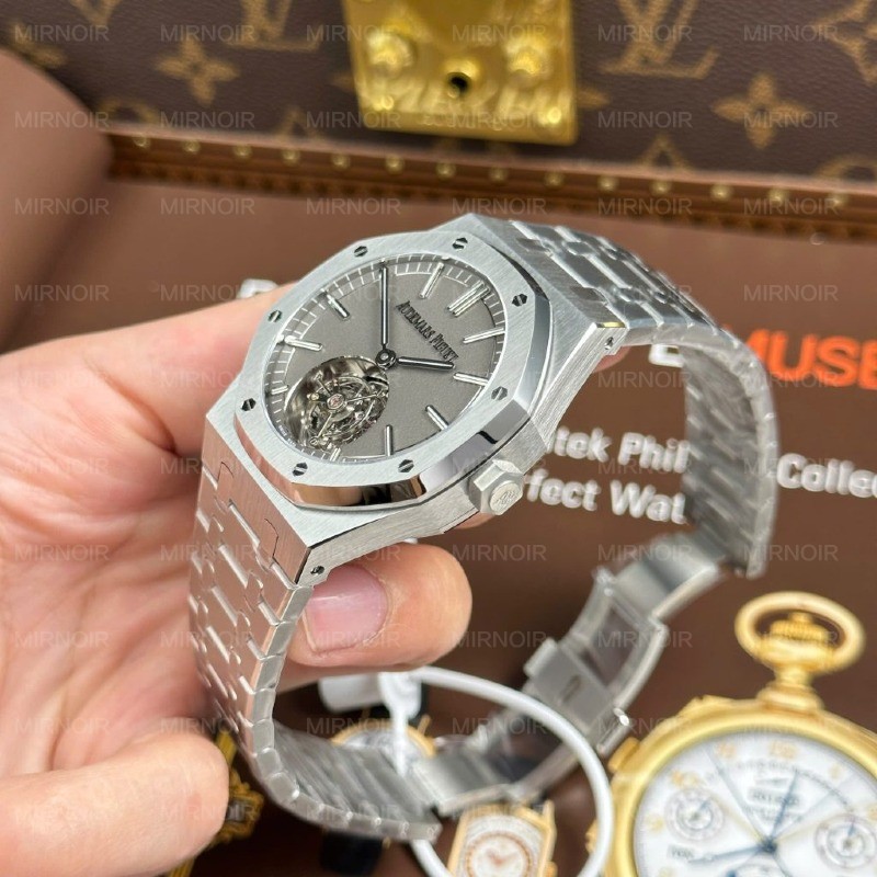 Dong-Ho-Audemars-Piguet-Replica-11-Royal-Oak-Flying-Tourbillon-26530-Mat-Xam-Nha-May-BBS-41mm-9-1024x1024.jpg