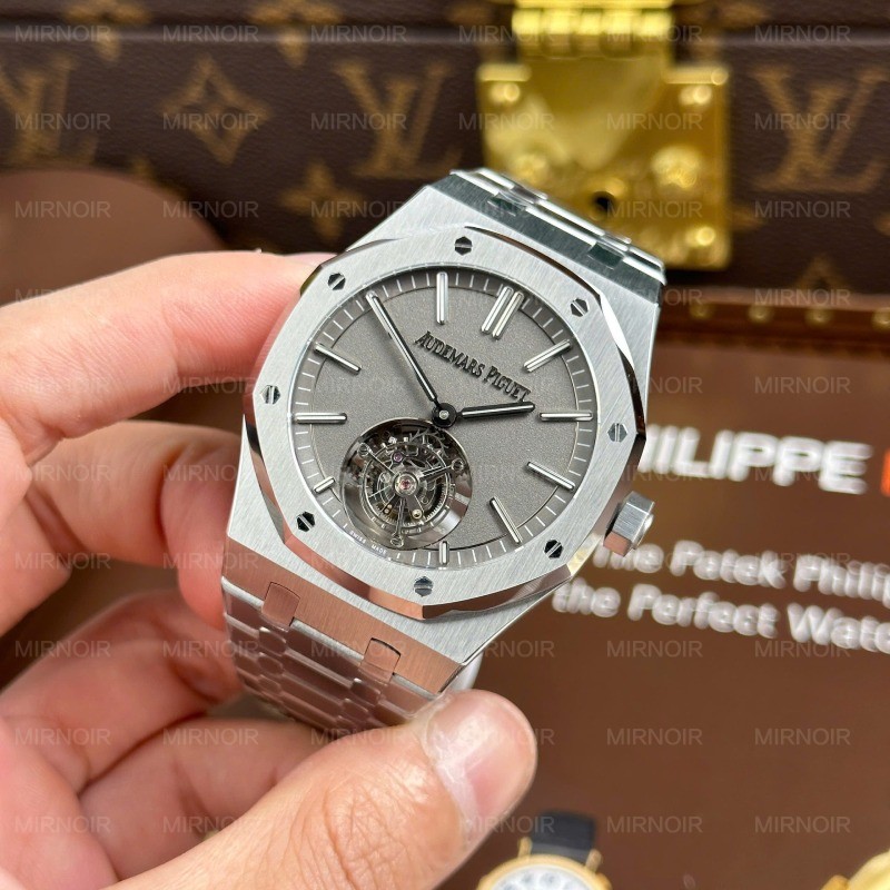 Dong-Ho-Audemars-Piguet-Replica-11-Royal-Oak-Flying-Tourbillon-26530-Mat-Xam-Nha-May-BBS-41mm-10.jpg