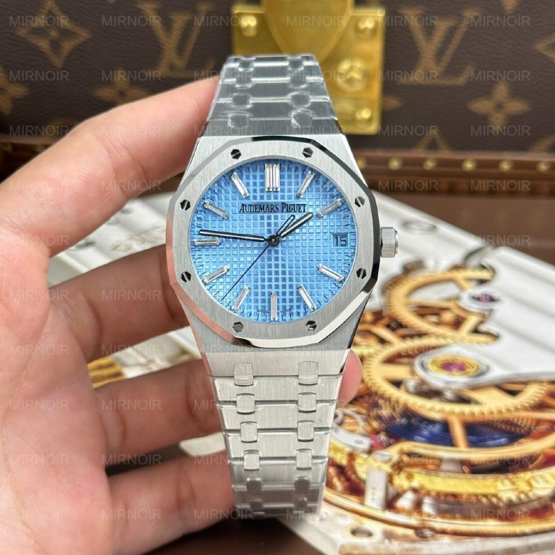 Dong-Ho-Audemars-Piguet-Royal-Oak-15510BC-Rep-11-Mat-Xanh-Bang-Day-Kim-Loai-Nha-May-ZF-41mm-1-1024x1024.jpg