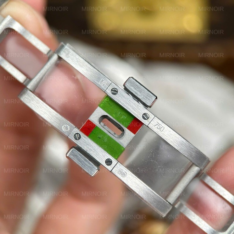 Dong-Ho-Audemars-Piguet-Royal-Oak-15510BC-Rep-11-Mat-Xanh-Bang-Day-Kim-Loai-Nha-May-ZF-41mm-4-1024x1024.jpg
