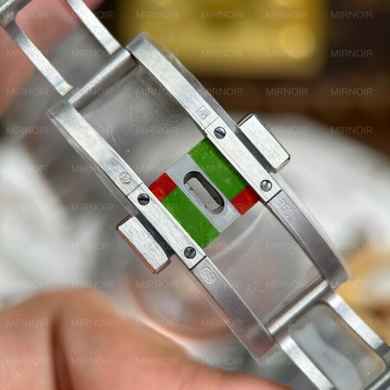 Dong-Ho-Audemars-Piguet-Royal-Oak-15510BC-Replica-11-Mat-Xanh-Bang-May-Co-Tu-Dong-Nha-May-ZF-41mm-4-1024x1024.jpg