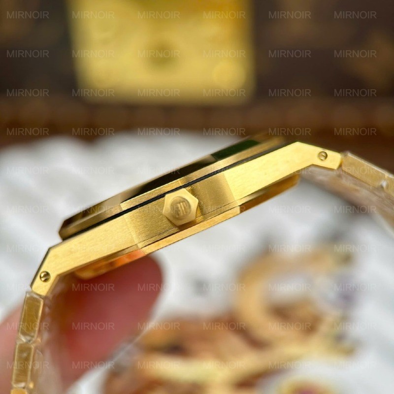 Dong-Ho-Audemars-Piguet-Replica-Cao-Cap-Royal-Oak-Jumbo-Extra-thin-Openworked-16204-Mat-Lo-Co-Ma-Vang-Xuong-ZF-39mm-6-1024x1024.jpg