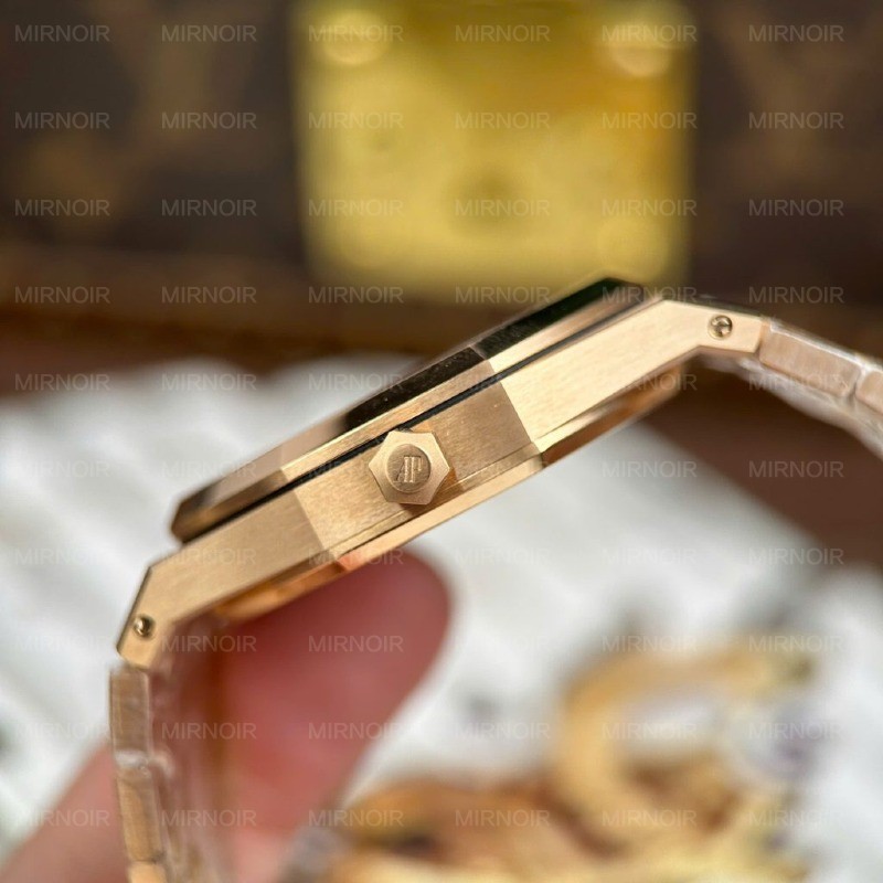 Dong-Ho-Audemars-Piguet-Rep-Cao-Cap-Royal-Oak-Jumbo-Extra-thin-Openworked-16204-Mat-Lo-Co-Ma-Vang-Hong-Xuong-ZF-39mm-5-1024x1024.jpg