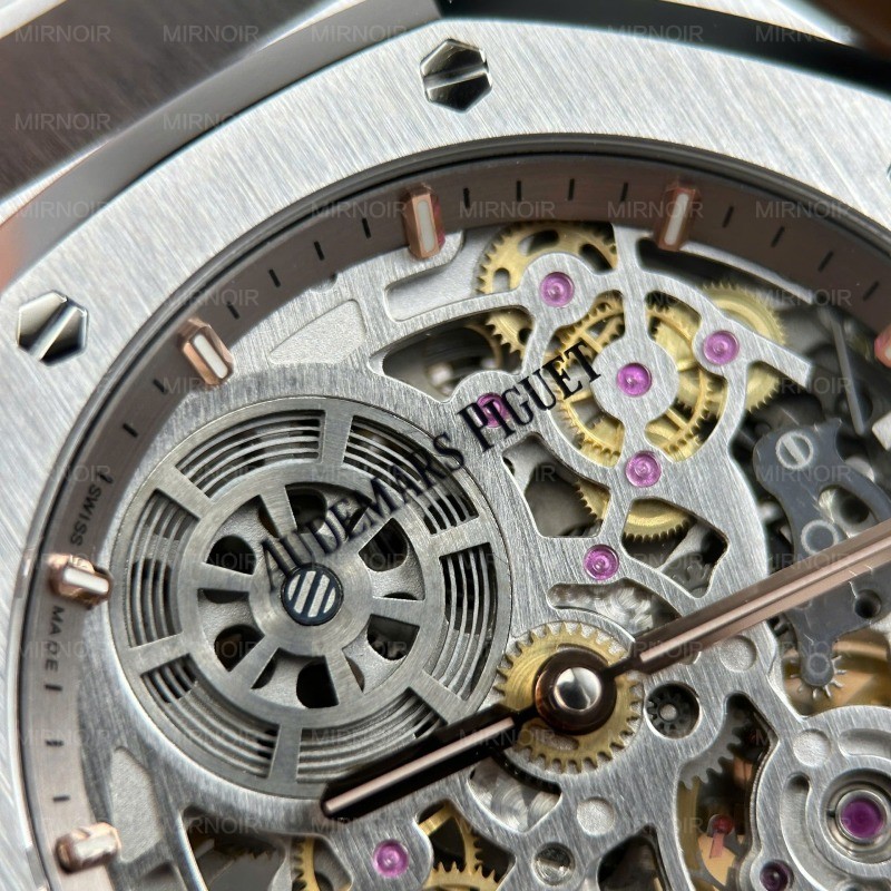 Dong-Ho-Audemars-Piguet-Replica-11-Royal-Oak-Jumbo-Extra-thin-Openworked-16204-Mat-Lo-Co-Mau-Trang-Nha-May-ZF-39mm-9.jpg