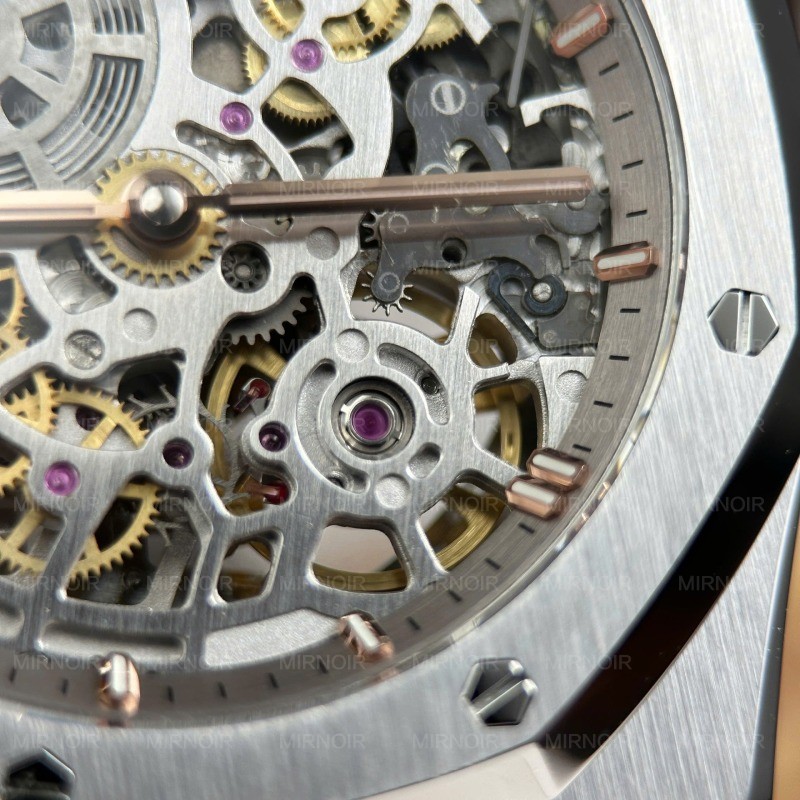 Dong-Ho-Audemars-Piguet-Replica-11-Royal-Oak-Jumbo-Extra-thin-Openworked-16204-Mat-Lo-Co-Mau-Trang-Nha-May-ZF-39mm-10.jpg