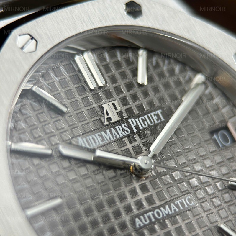Dong-Ho-Audemars-Piguet-Royal-Oak-15450-Replica-11-Mat-Xam-May-Co-Thuy-Sy-Nha-May-ZF-37mm-2.jpg