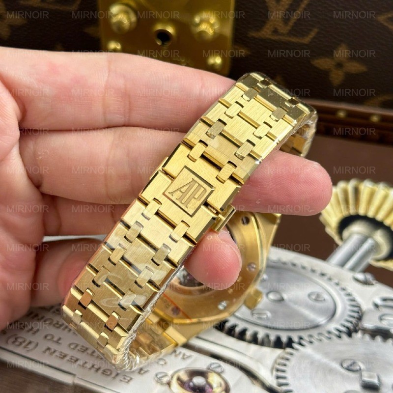 Dong-Ho-Audemars-Piguet-Replica-11-Royal-Oak-Openworked-15407-Ma-Vang-Mat-Lo-Co-Xuong-THB-41mm-2-1024x1024.jpg