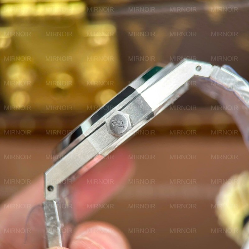 Dong-Ho-Audemars-Piguet-Royal-Oak-Openworked-15407-Replica-11-Mat-Lo-Co-Mau-Vang-Xuong-THB-41mm-6-1024x1024.jpg