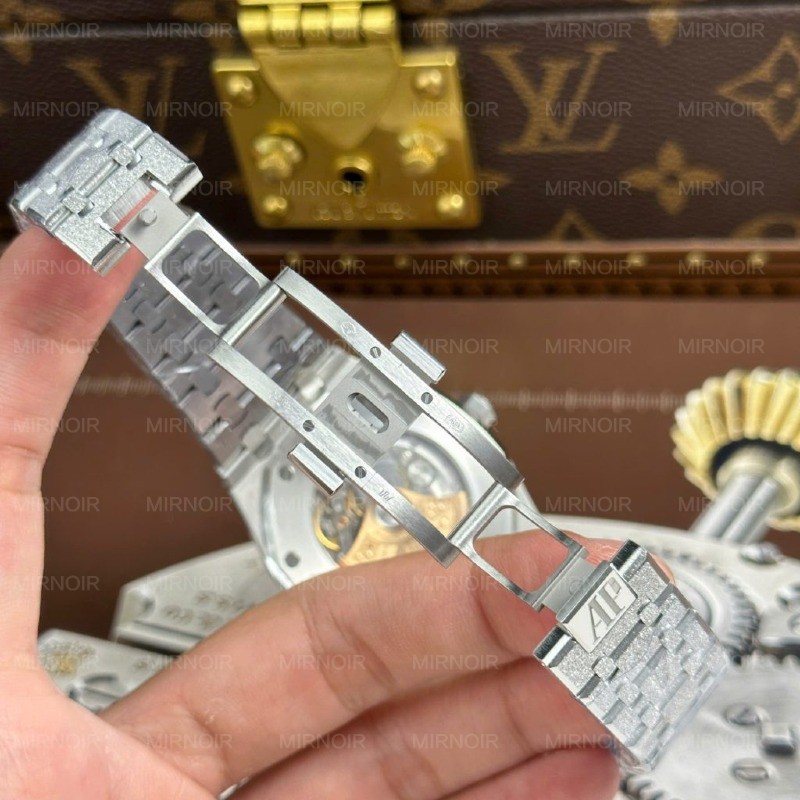 Dong-Ho-Audemars-Piguet-Royal-Oak-15410-Frosted-Replica-11-Mat-Xam-May-Co-Thuy-Sy-Nha-May-APS-41mm-4-1024x1024.jpg