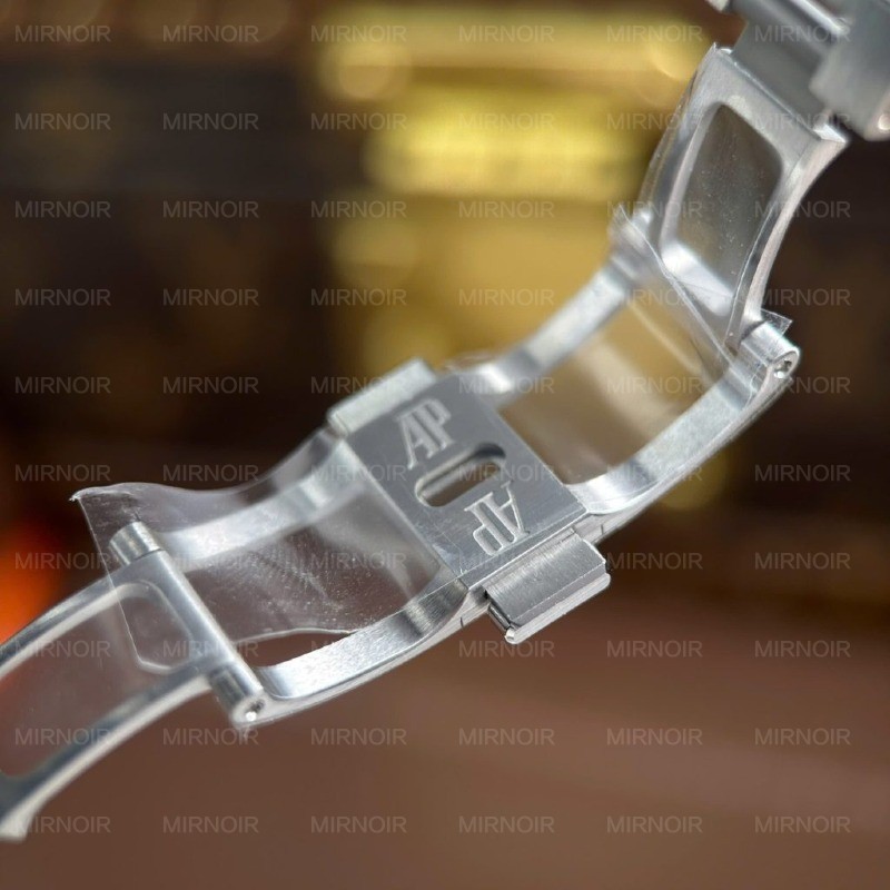 Dong-Ho-Audemars-Piguet-Replica-11-Royal-Oak-Jumbo-Extra-thin-16202-Mat-So-Grained-Tuscan-Xuong-ZF-39mm-6-1024x1024.jpg