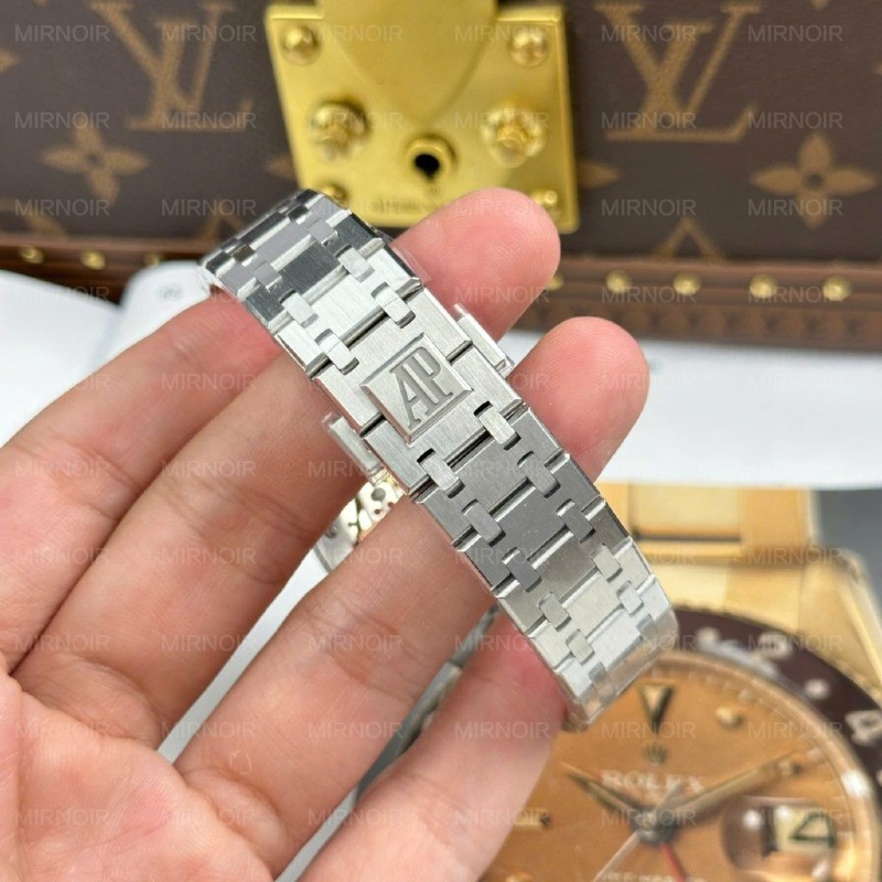 Dong-Ho-Audemars-Piguet-Royal-Oak-77450-Fake-Cao-Cap-Mat-Tiffany-Day-Kim-Loai-Xuong-OM-34mm-1-1024x1024.jpg