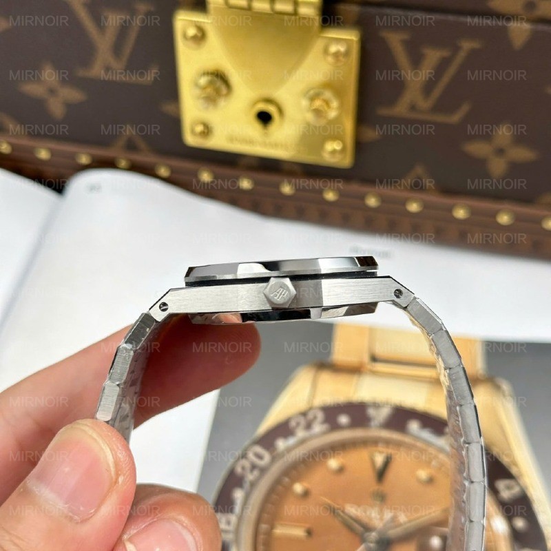 Dong-Ho-Audemars-Piguet-Royal-Oak-77450-Fake-Cao-Cap-Mat-Tiffany-Day-Kim-Loai-Xuong-OM-34mm-9-1024x1024.jpg