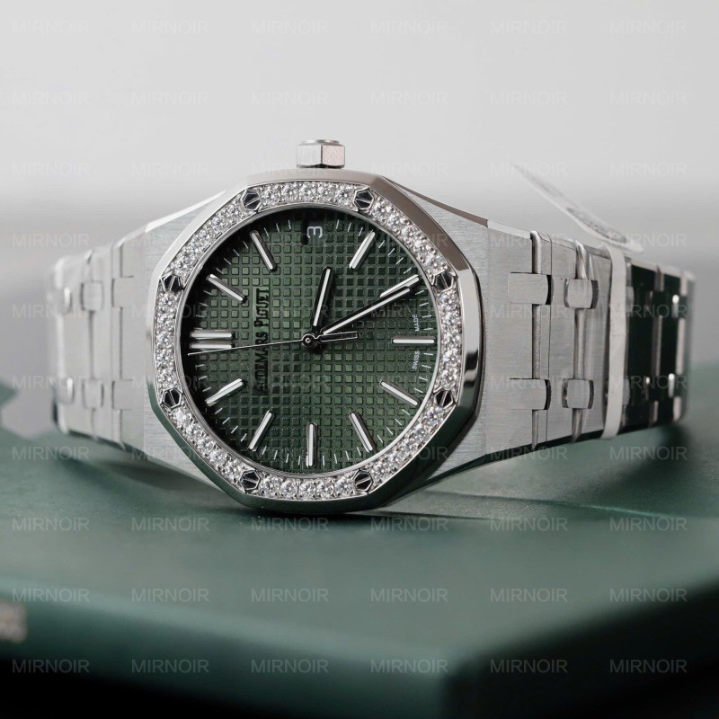 Dong-Ho-Audemars-Piguet-Royal-Oak-15510ST-Che-Tac-Mat-Xanh-La-Cay-Vien-Dinh-Moissanite-41mm-5.jpg