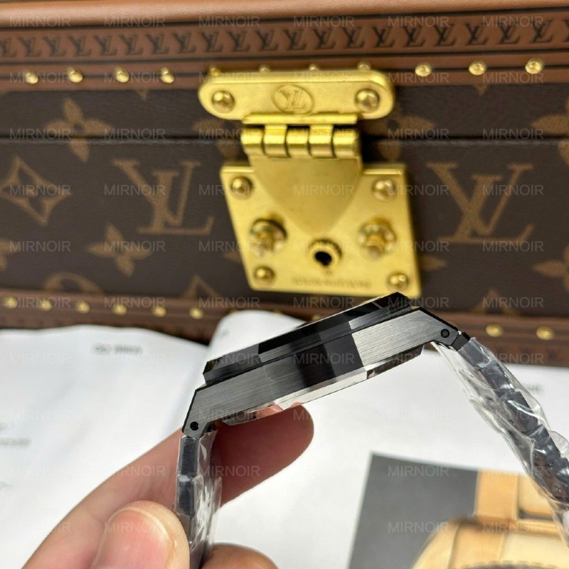 Dong-Ho-Audemars-Piguet-Replica-11-Royal-Oak-Chronograph-26240-Vo-Gom-Mat-Xanh-Than-APS-41mm-9-1024x1024.jpg