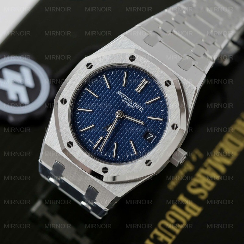 Dong-Ho-Audemars-Piguet-Replica-11-Royal-Oak-Jumbo-Extra-thin-15202-Mat-Xanh-Blue-Xuong-ZF-39mm-2.jpg