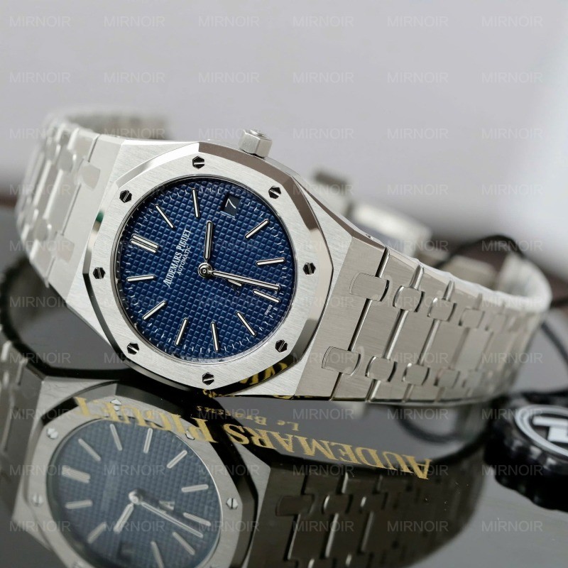 Dong-Ho-Audemars-Piguet-Replica-11-Royal-Oak-Jumbo-Extra-thin-15202-Mat-Xanh-Blue-Xuong-ZF-39mm-3.jpg