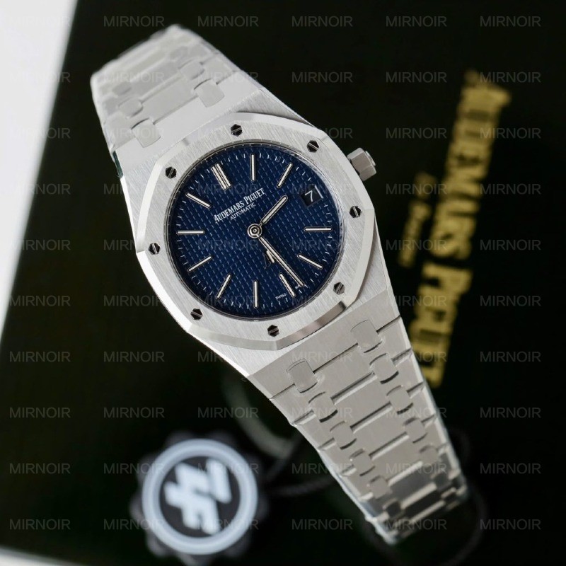 Dong-Ho-Audemars-Piguet-Replica-11-Royal-Oak-Jumbo-Extra-thin-15202-Mat-Xanh-Blue-Xuong-ZF-39mm-7-1024x1024.jpg
