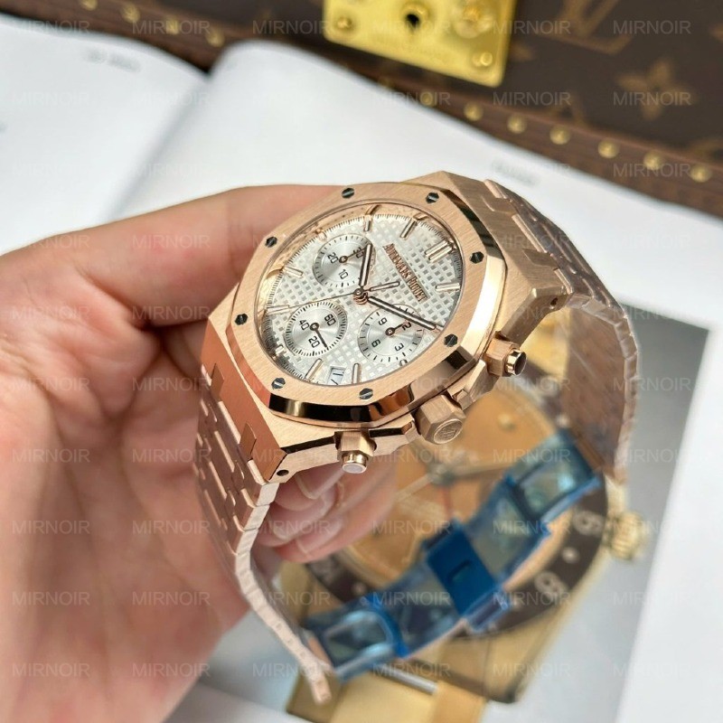 Dong-Ho-Audemars-Piguet-Royal-Oak-26240-Replica-11-Ma-Vang-Hong-Mat-Trang-Xuong-APS-41mm-4-1024x1024.jpg