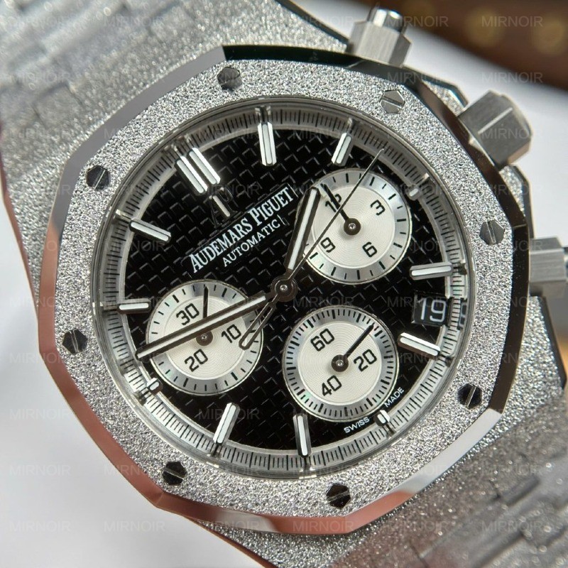 Dong-Ho-Audemars-Piguet-Royal-Oak-Chronograph-Frosted-Gold-26240-Mat-Den-Rep-Cao-Cap-Xuong-APS-41mm-6-1024x1024.jpg