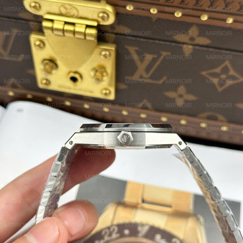 Dong-Ho-Audemars-Piguet-Royal-Oak-15510ST-Rep-11-Mat-Den-Nha-May-APS-New-2025-41mm-1-1.jpg