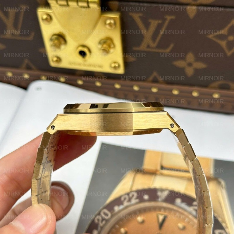 Dong-Ho-Audemars-Piguet-Royal-Oak-26240-Mat-So-Grande-Tapisserie-Replica-11-Xuong-APS-41mm-9-1024x1024.jpg