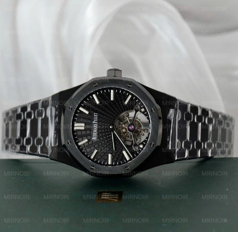 Dong-Ho-Audemars-Piguet-Che-Tac-Royal-Oak-Mau-Den-May-Tourbillon-41mm-4-1024x998.jpg