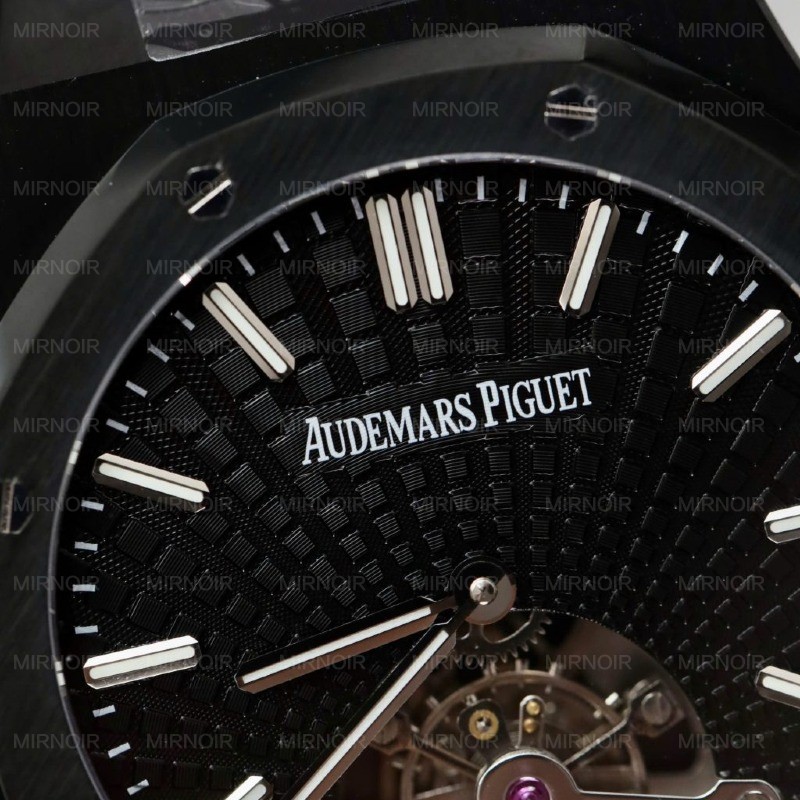 Dong-Ho-Audemars-Piguet-Che-Tac-Royal-Oak-Mau-Den-May-Tourbillon-41mm-6-1024x1024.jpg