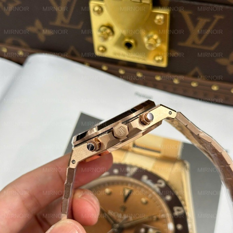 Dong-Ho-Audemars-Piguet-Royal-Oak-Chronograph-26239-Rep-11-Mat-Xanh-Blue-May-Mong-New-2025-APS-41mm-8-1024x1024.jpg