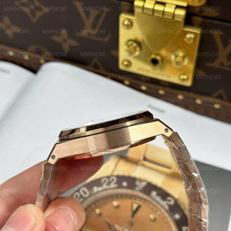 Dong-Ho-Audemars-Piguet-Royal-Oak-Chronograph-26239-Replica-11-Mat-Nau-May-Mong-New-2025-APS-41mm-5-1024x1024.jpg