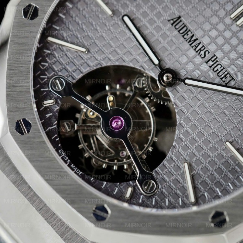 Dong-Ho-Audemars-Piguet-Che-Tac-Royal-Oak-Tourbillon-Mat-Xam-Day-Kim-Loai-41mm-4-1024x1024.jpg