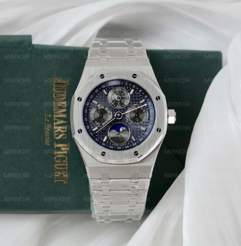 Dong-Ho-Audemars-Piguet-Royal-Oak-26574TI-Che-Tac-Mat-Xanh-Day-Kim-Loai-Xuong-APS-41mm-10-1002x1024.jpg