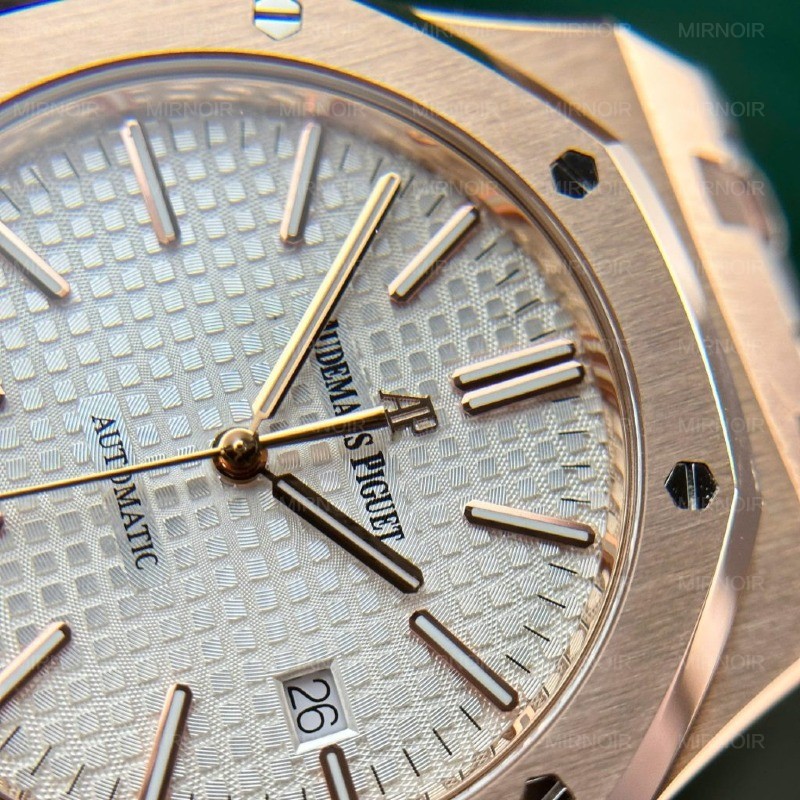 Dong-Ho-Audemars-Piguet-Royal-Oak-15400-Fake-11-Ma-Vang-Hong-Mat-Trang-Xuong-IP-41mm-8-1024x1024.jpg