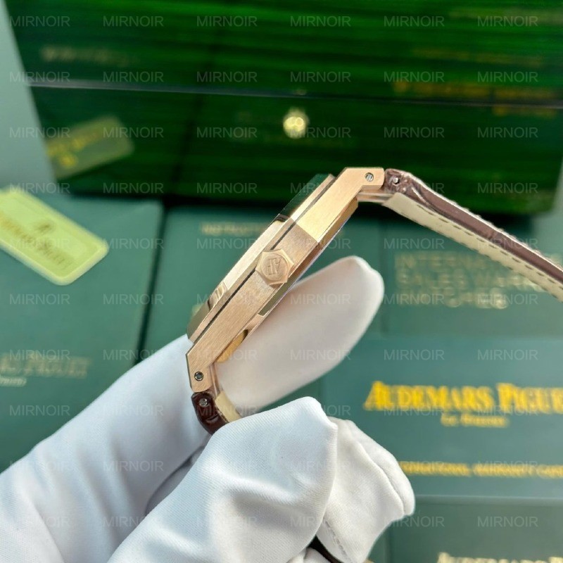 Dong-Ho-Audemars-Piguet-Royal-Oak-15400-Fake-11-Ma-Vang-Hong-Mat-Trang-Xuong-IP-41mm-11-1024x1024.jpg