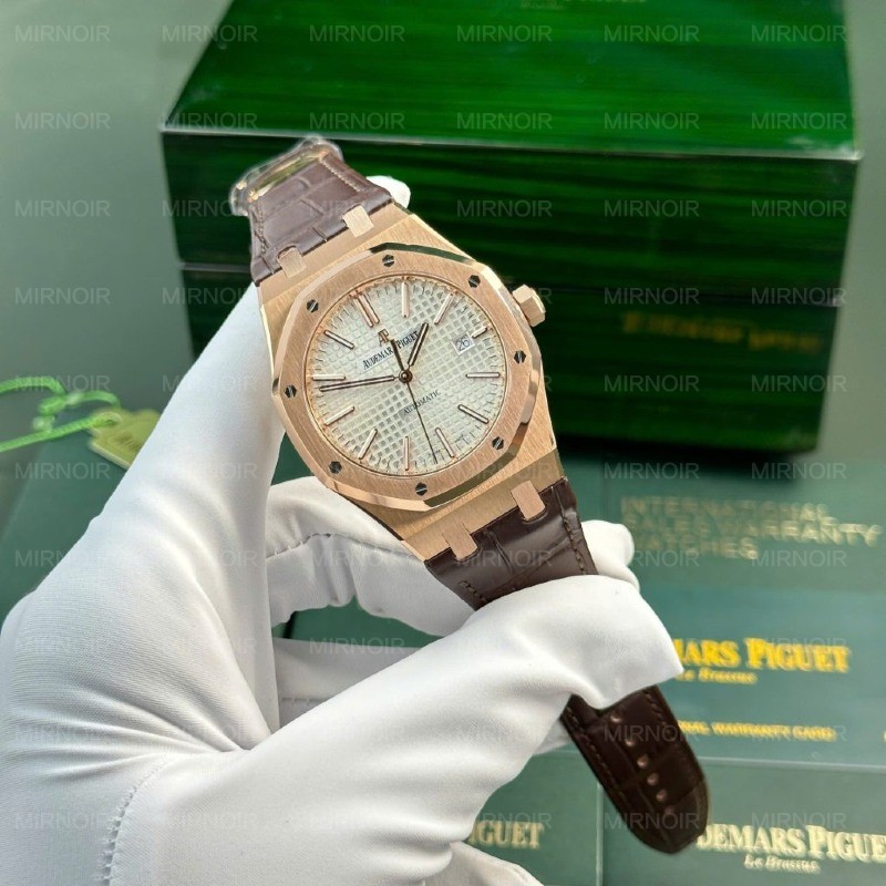 Dong-Ho-Audemars-Piguet-Royal-Oak-15400-Fake-11-Ma-Vang-Hong-Mat-Trang-Xuong-IP-41mm-12-1024x1024.jpg