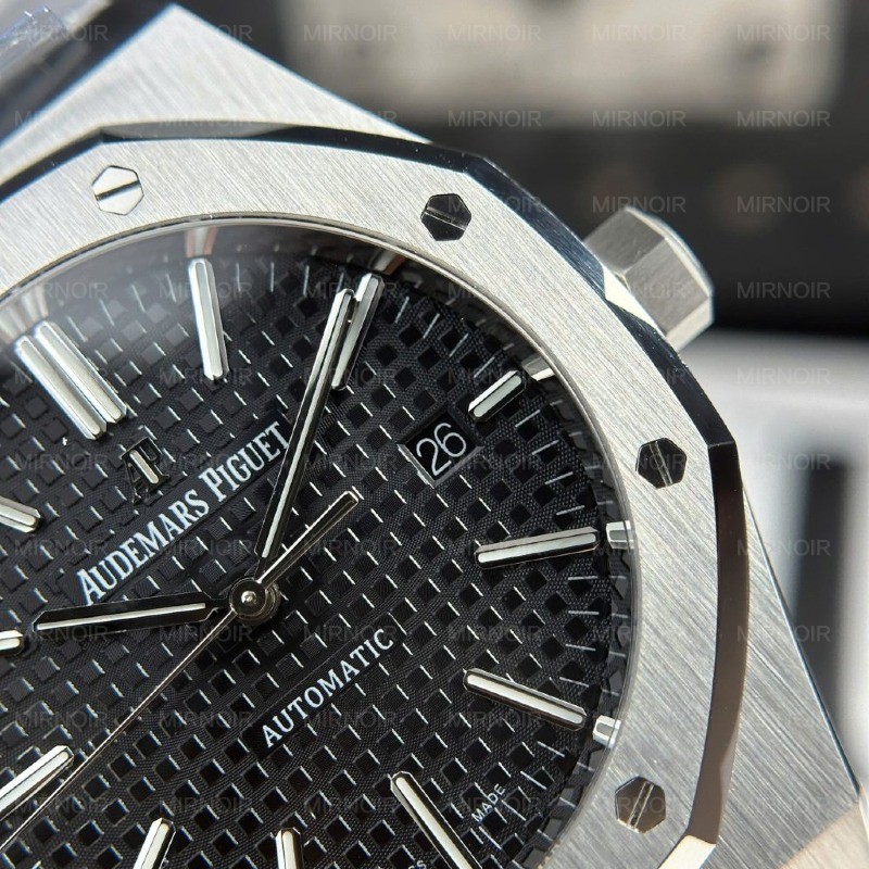 Dong-Ho-Audemars-Piguet-Royal-Oak-15400ST-Replica-11-Mat-Den-Day-Kim-Loai-Xuong-APS-41mm-8-1024x1024.jpg
