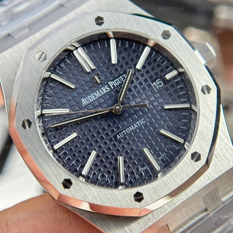 Dong-Ho-Audemars-Piguet-Royal-Oak-15400ST-Rep-11-Mat-Xanh-Blue-Day-Kim-Loai-Xuong-APS-41mm-9-1024x1024.jpg
