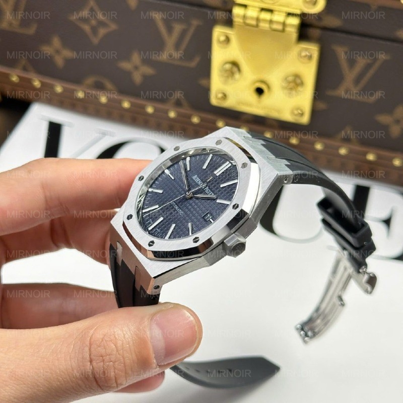 Dong-Ho-Audemars-Piguet-Royal-Oak-15400ST-Replica-11-Mat-Xanh-Blue-Day-Cao-Su-Xuong-APS-41mm-3-1024x1024.jpg