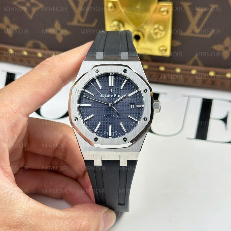 Dong-Ho-Audemars-Piguet-Royal-Oak-15400ST-Replica-11-Mat-Xanh-Blue-Day-Cao-Su-Xuong-APS-41mm-5-1024x1024.jpg