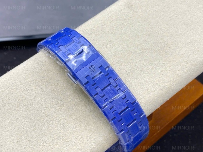 Dong-Ho-Audemars-Piguet-Royal-Oak-15500-Gom-Xanh-Replica-11-Nha-May-APS-41mm-9-1024x768.jpg