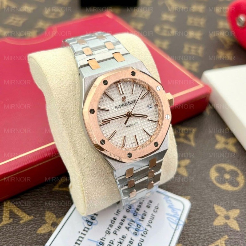 Dong-Ho-Audemars-Piguet-Royal-Oak-15450-Che-Tac-Demi-Vang-Hong-Mat-Trang-IPF-37mm-2-1024x1024.jpg