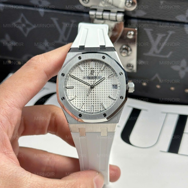 Dong-Ho-Nam-Audemars-Piguet-Royal-Oak-15500-Replica-11-Mau-Trang-Nha-May-APS-41mm-2-1024x1024.jpg