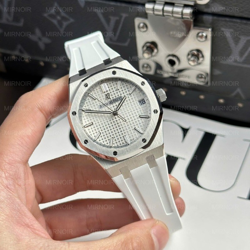 Dong-Ho-Nam-Audemars-Piguet-Royal-Oak-15500-Replica-11-Mau-Trang-Nha-May-APS-41mm-10-1024x1024.jpg