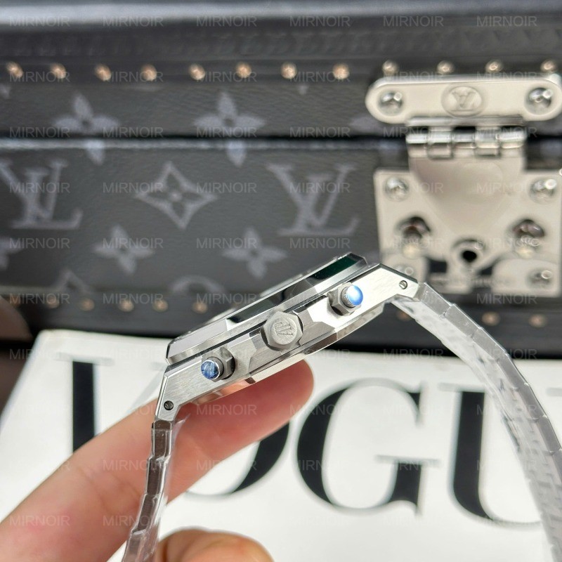 Dong-Ho-Audemars-Piguet-Royal-Oak-26240ST-Rep-1-1-Mat-So-Tim-May-Mong-New-2025-41mm-7.jpg