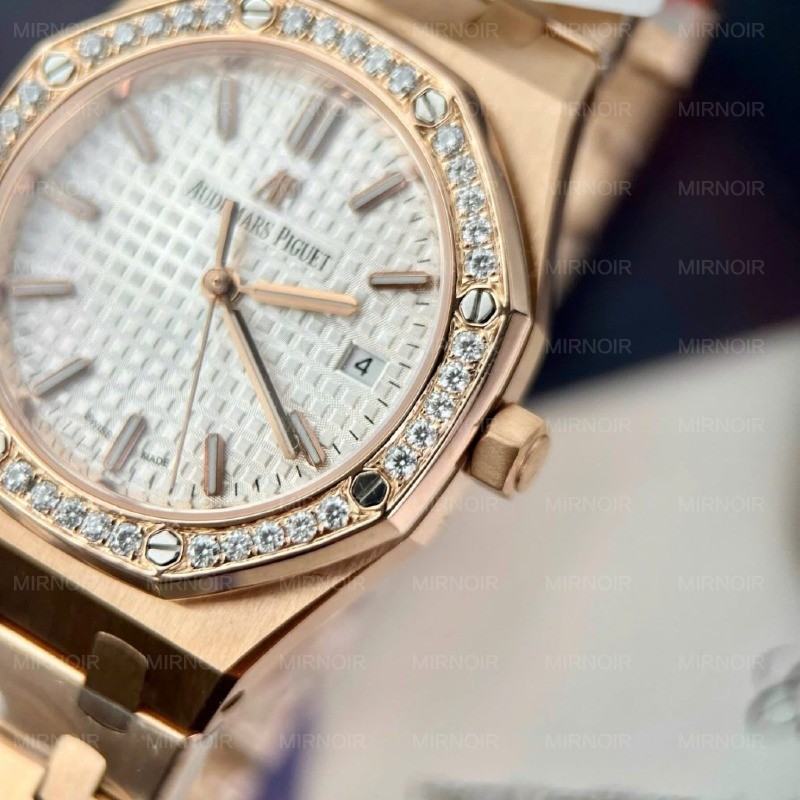 Dong-Ho-Audemars-Piguet-Royal-Oak-Che-Tac-Vanh-Dinh-Moissanite-Hong-Kong-34mm-6-1024x1024.jpg