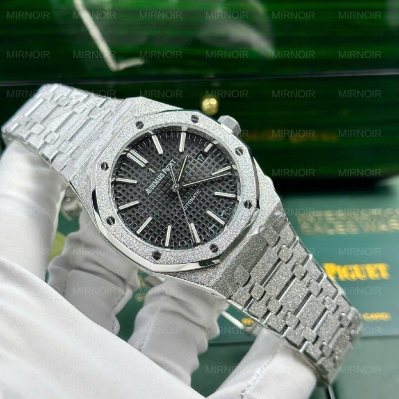 Dong-Ho-Audemars-Piguet-Replica-11-Royal-Oak-Frosted-Gold-15410BC-Mat-Den-Nha-May-APS-41mm-3-1024x1024.jpg