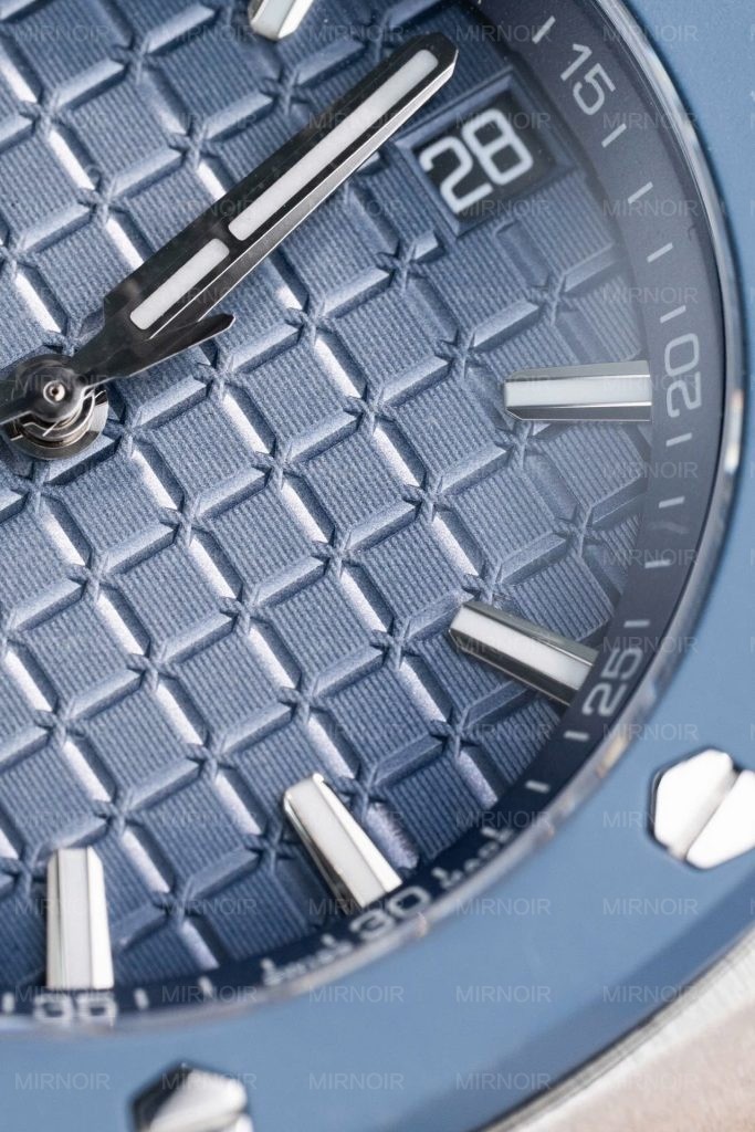 Dong-Ho-Audemars-Piguet-Royal-Oak-Offshore-15605SK-Vien-Cao-Su-Xanh-Replica-Cao-Cap-43mm-3-683x1024.jpg