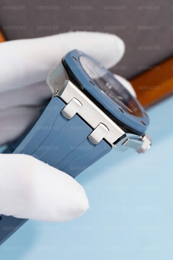 Dong-Ho-Audemars-Piguet-Royal-Oak-Offshore-15605SK-Vien-Cao-Su-Xanh-Replica-Cao-Cap-43mm-4-683x1024.jpg