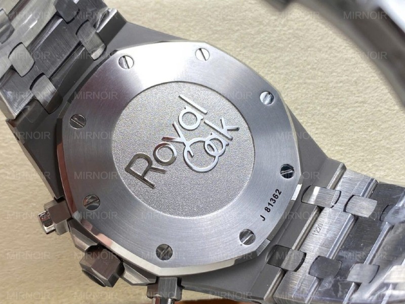 Dong-Ho-Audemars-Piguet-Royal-Oak-26331ST-Rep-11-Cao-Cap-Mat-Trang-Nha-May-APS-New-2025-41mm-9-1024x768.jpg